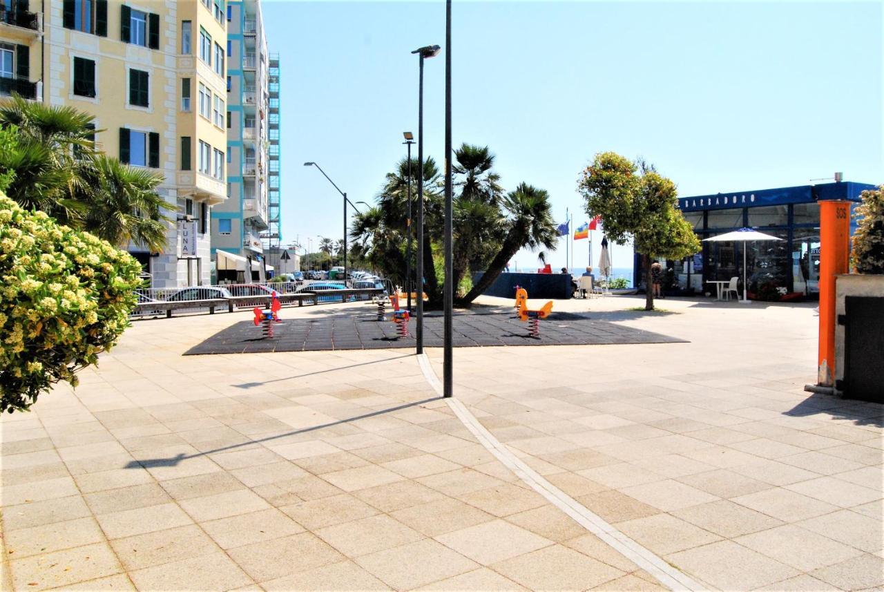 Tramonto Sul Mare - Sea Suite Savona Exterior foto